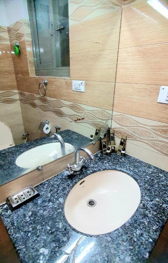 Royal Hotel Naran Extérieur photo